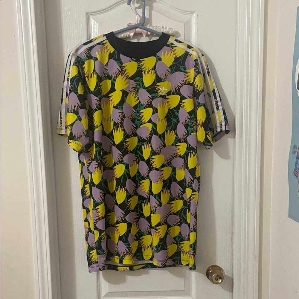 Adidas Men's Yellow and Purple Graphic Jersey